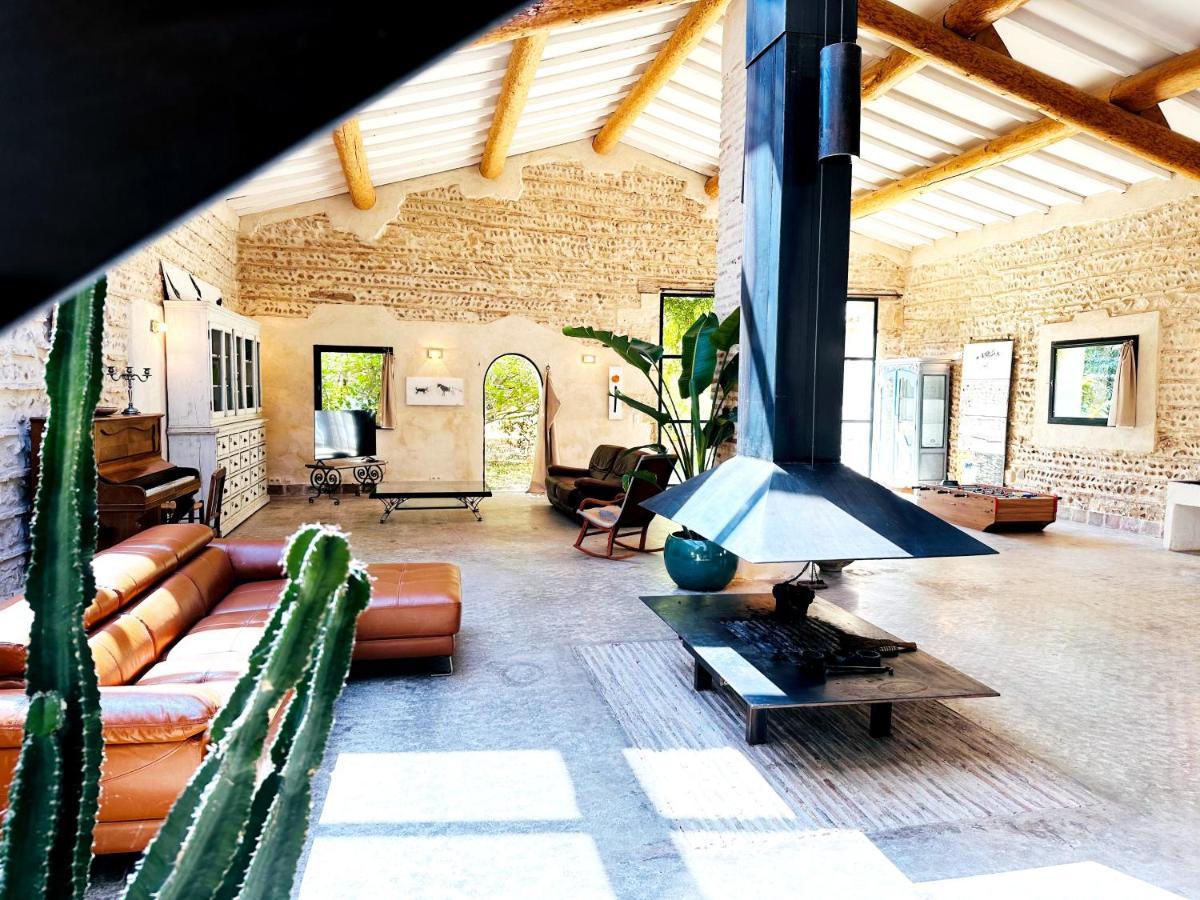 Magnifique Loft - Piscine - Tennis - Babyfoot Nîmes Eksteriør billede